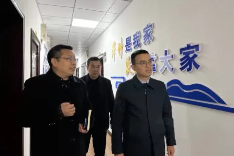 萍乡仲裁委与湘东区司法局召开工作恳谈会